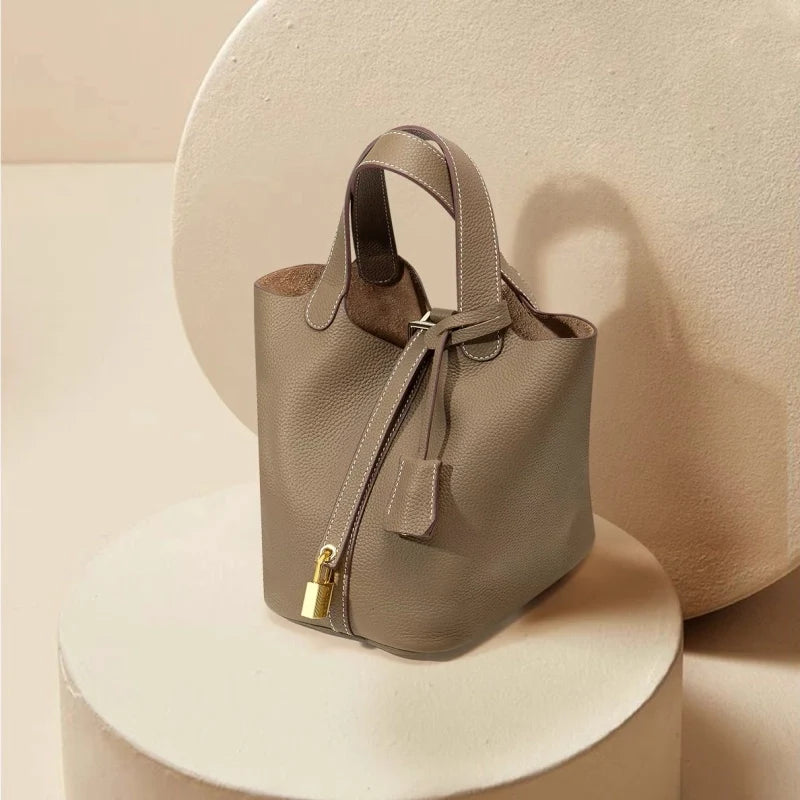 Portico Bucket Bag