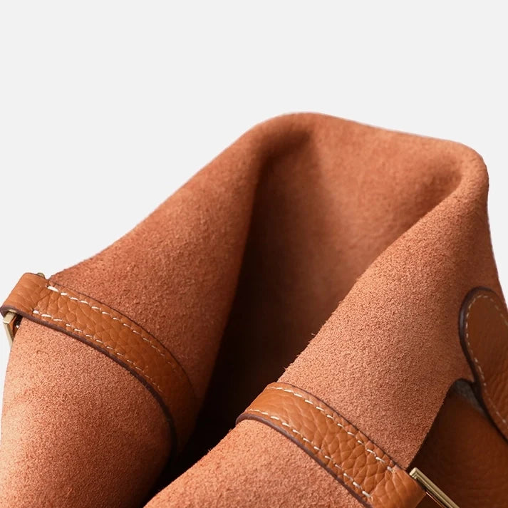 Portico Bucket Bag