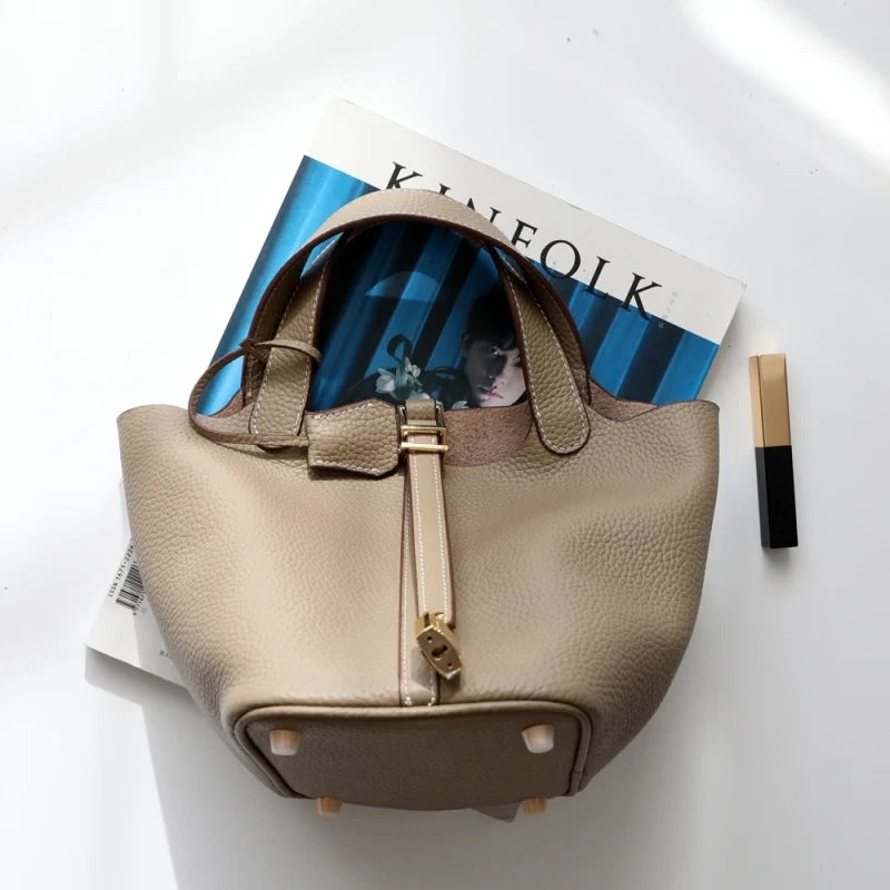 Portico Bucket Bag